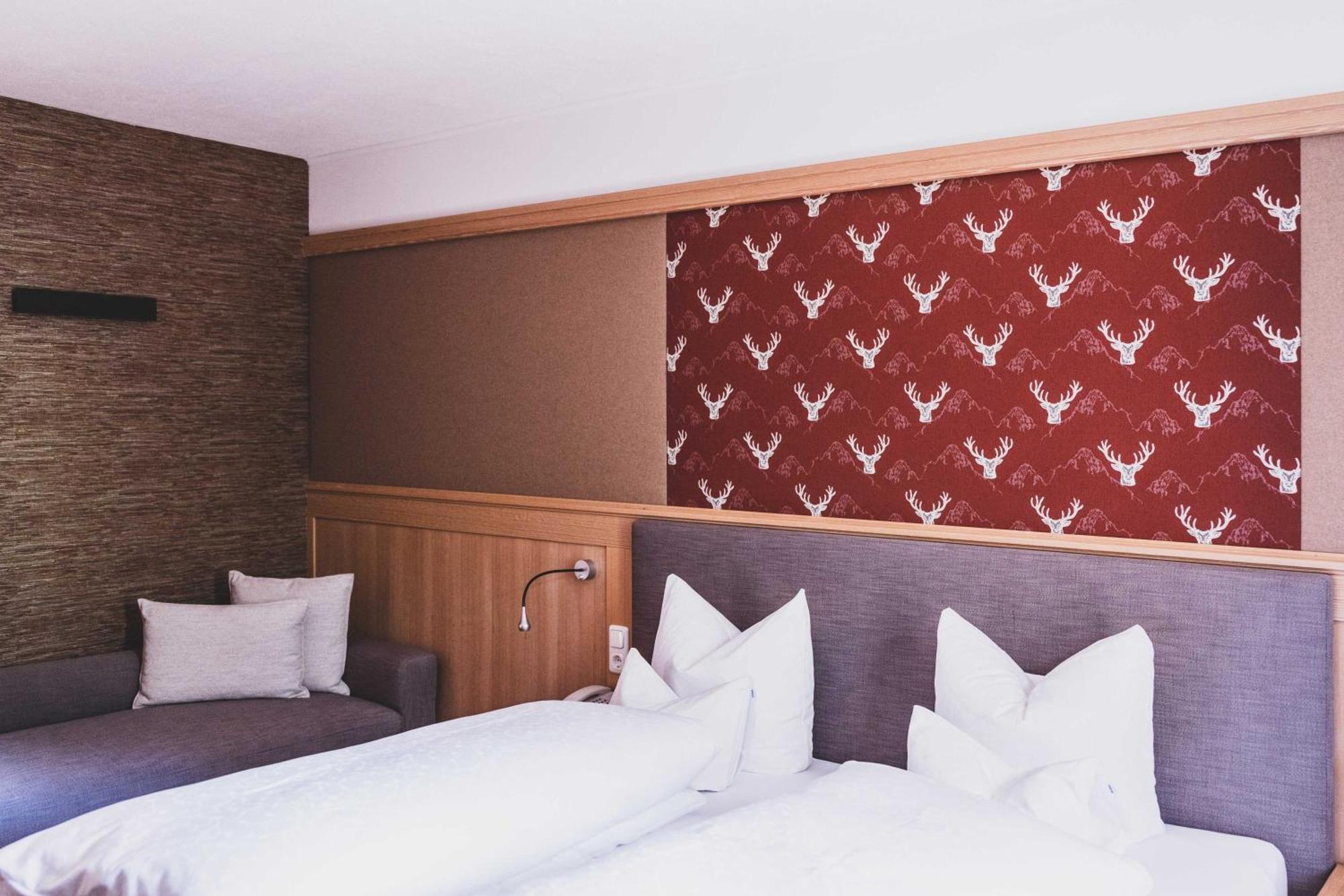 Hotel Gasthof Kreuz Sonntag Eksteriør billede